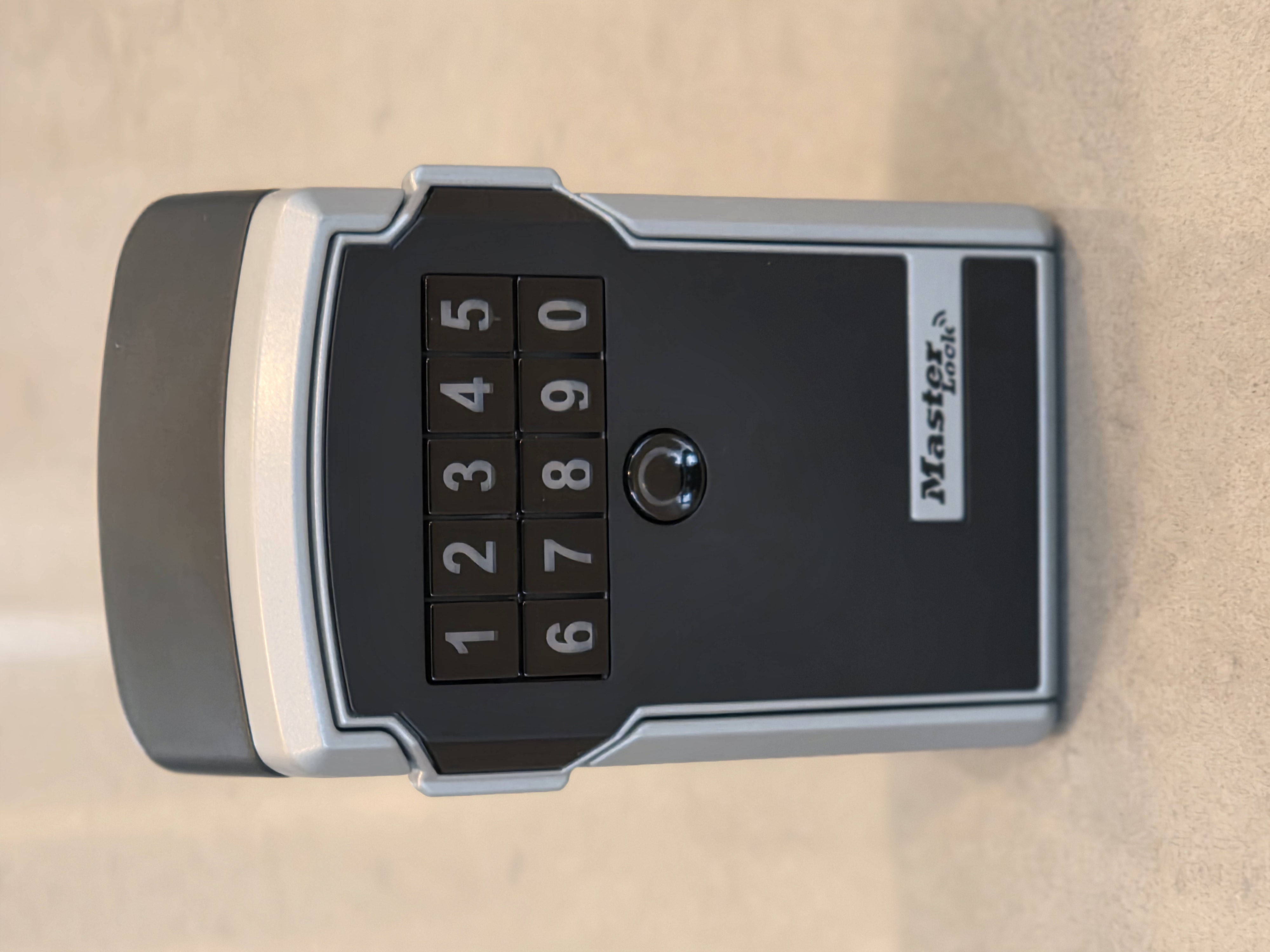 Master Lock Bluetooth Wall-Mount Lock Box